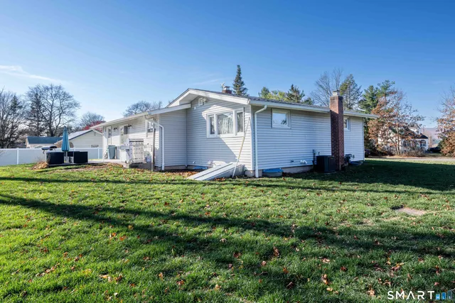 $3,000 | 49 Kimberly Circle, North Haven, CT 06473