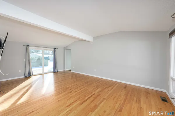 $2,800 | 49 Kimberly Circle, North Haven, CT 06473