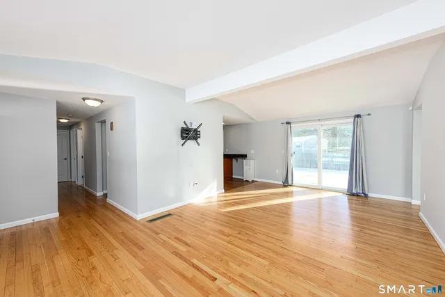 $3,000 | 49 Kimberly Circle, North Haven, CT 06473