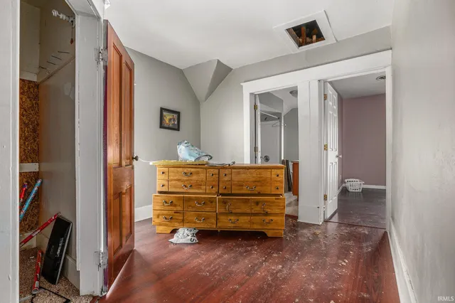 $225,000 | 916 East Beardsley Avenue, Elkhart, IN 46514