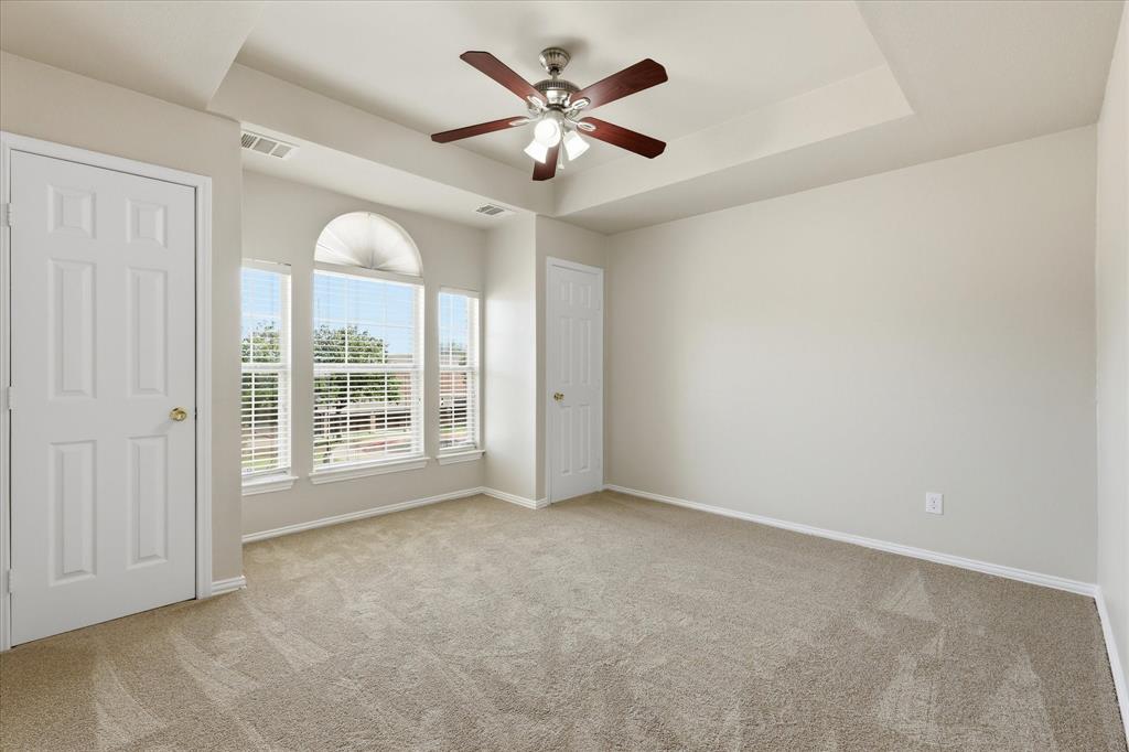 944 Hedgcoxe Road Plano, TX 75025 - Photo 26 of 40