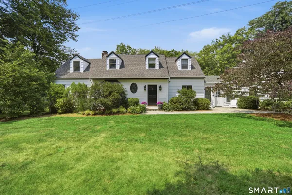 $1,100,000 | 78 River Road, Weston, CT 06883