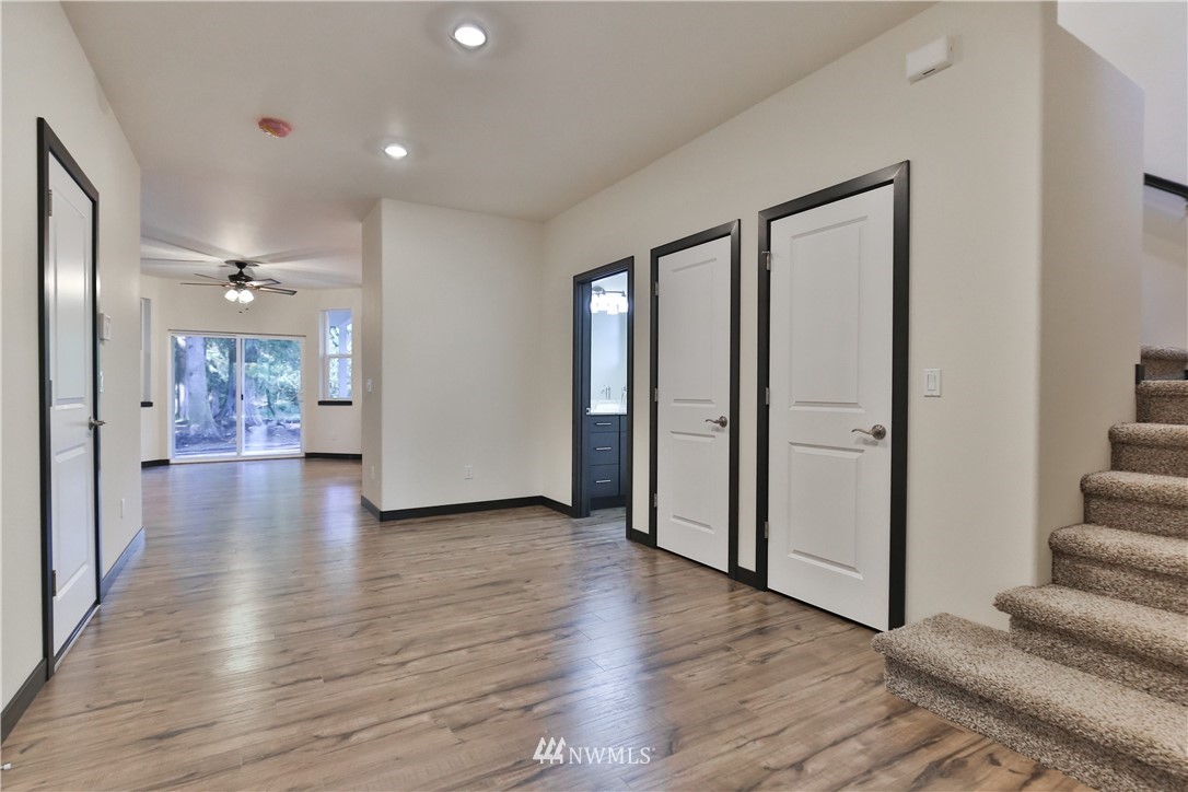 17922 McElroy Road Arlington, WA 98223 - Photo 4 of 25 Gallery Image 4