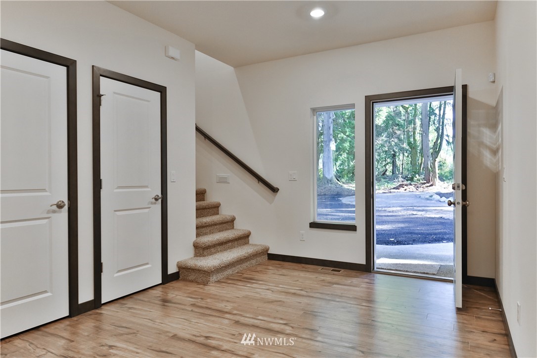 17922 McElroy Road Arlington, WA 98223 - Photo 5 of 25 Gallery Image 5