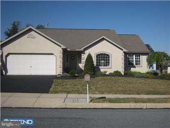 312 Elizabeth Drive Sinking Spring, PA 19608 - Photo 1 of 12 Exterior Front