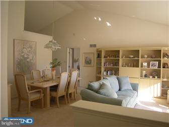 312 Elizabeth Drive Sinking Spring, PA 19608 - Photo 3 of 12 Great Room