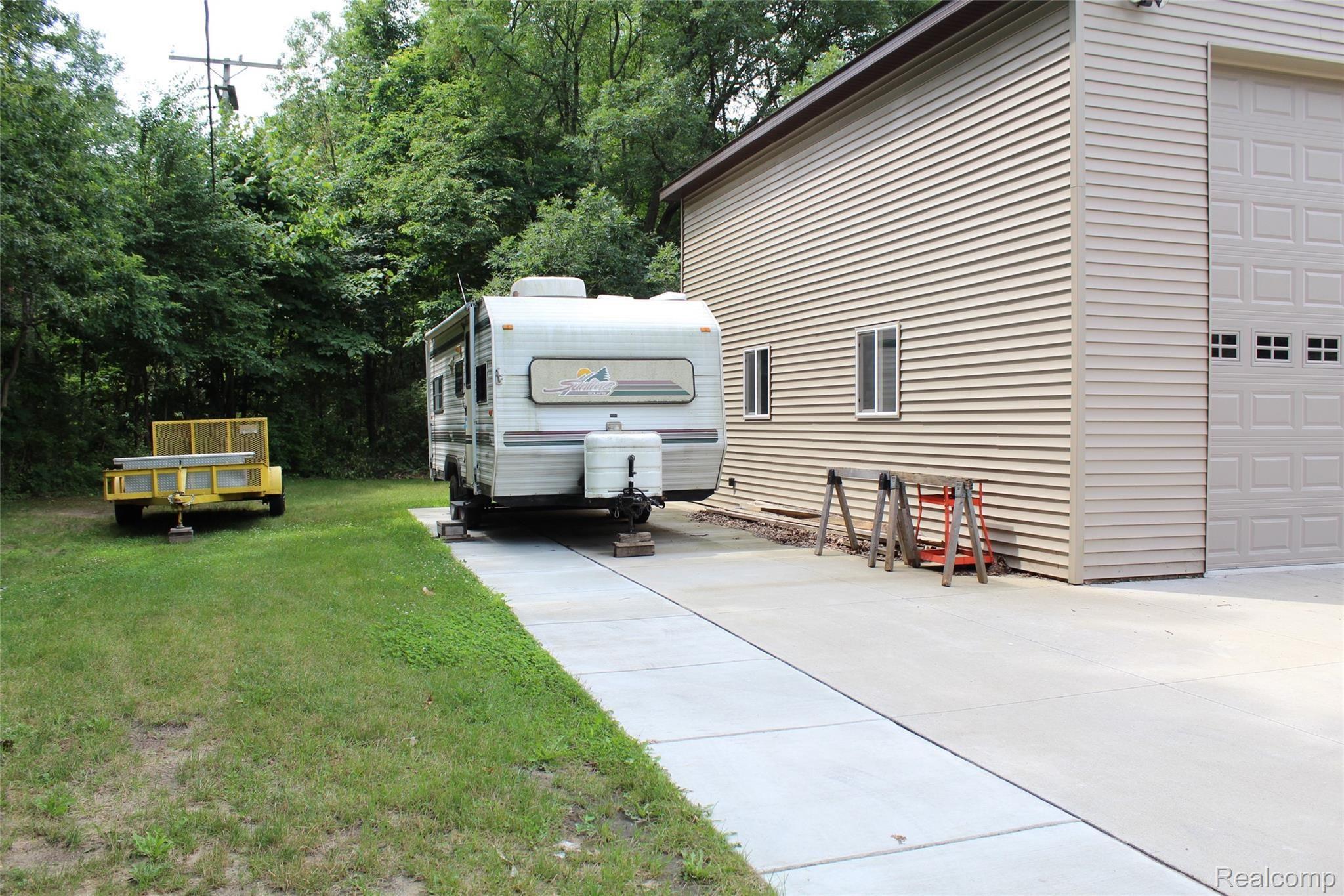 140 South Hughes Road Howell, MI 48843 - Photo 13 of 36 IMG_0764.JPG
