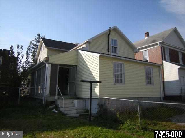 233 3rd Street Hanover, PA 17331 - Photo 3 of 21 Gallery Image 3