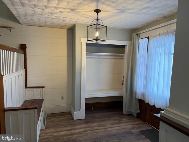 $179,900 | 616 East Crawford Avenue, Altoona, PA 16602