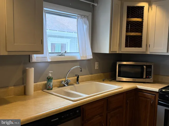 $179,900 | 616 East Crawford Avenue, Altoona, PA 16602