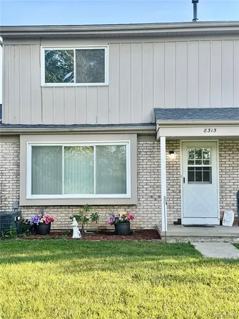 $99,900 | 8315 Camelot Boulevard, Mount Morris, MI 48458