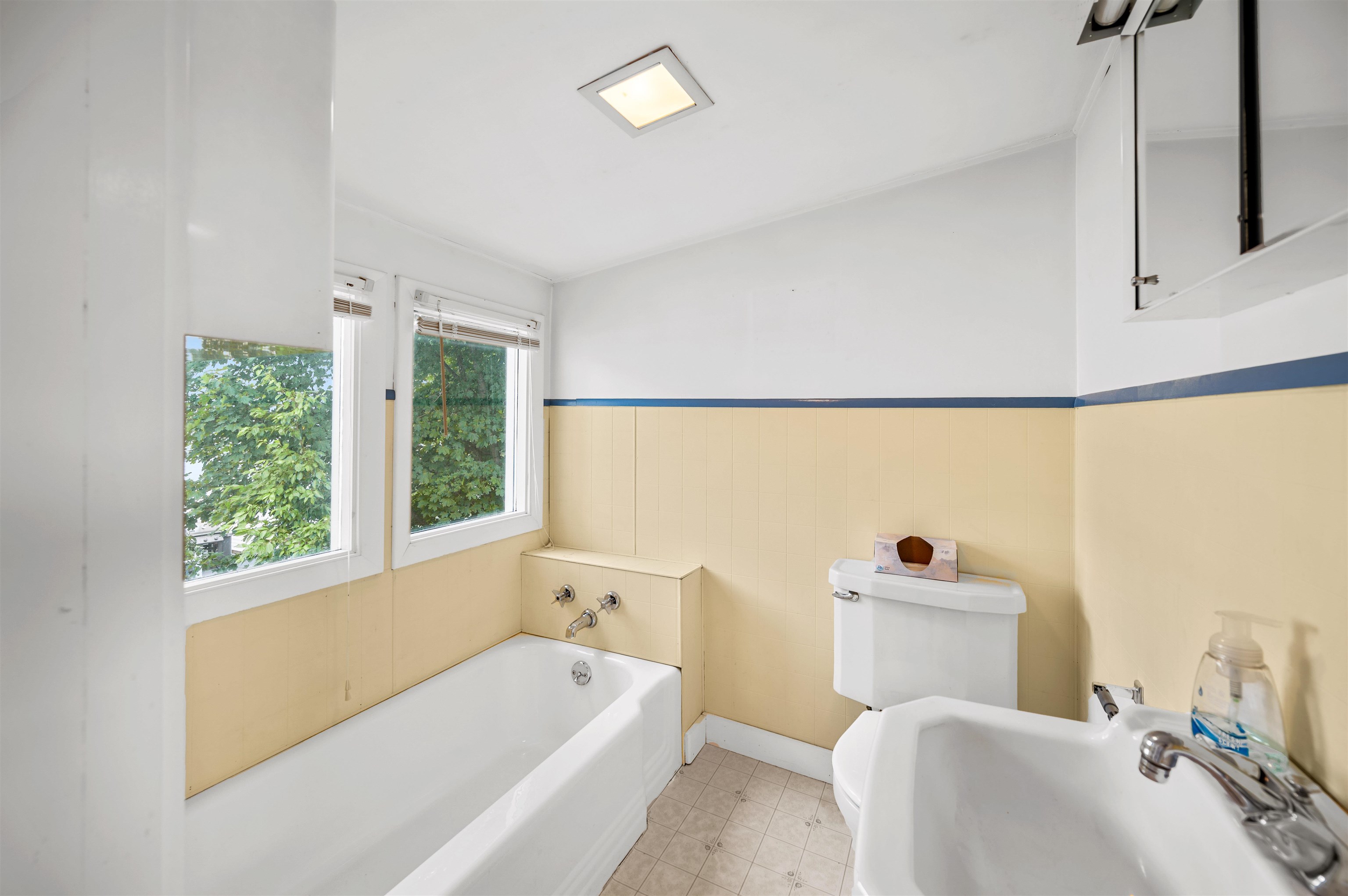 55 Maple Avenue Barre, VT 05641 - Photo 38 of 45