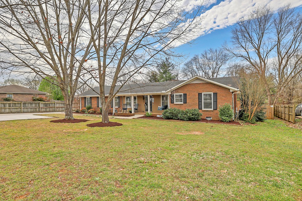 876 Compton Road Murfreesboro, TN 37130 - Photo 6 of 47 Gallery Image 6