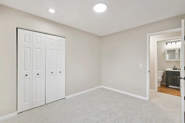 $327,500 | 205 Park Ln Circle, Eldridge, IA 52748