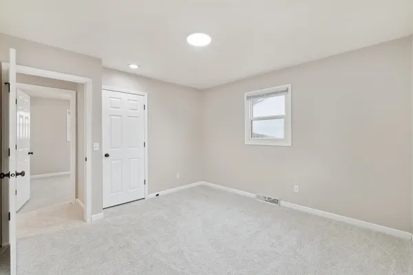 $327,500 | 205 Park Ln Circle, Eldridge, IA 52748