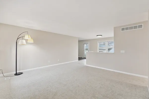 $327,500 | 205 Park Ln Circle, Eldridge, IA 52748