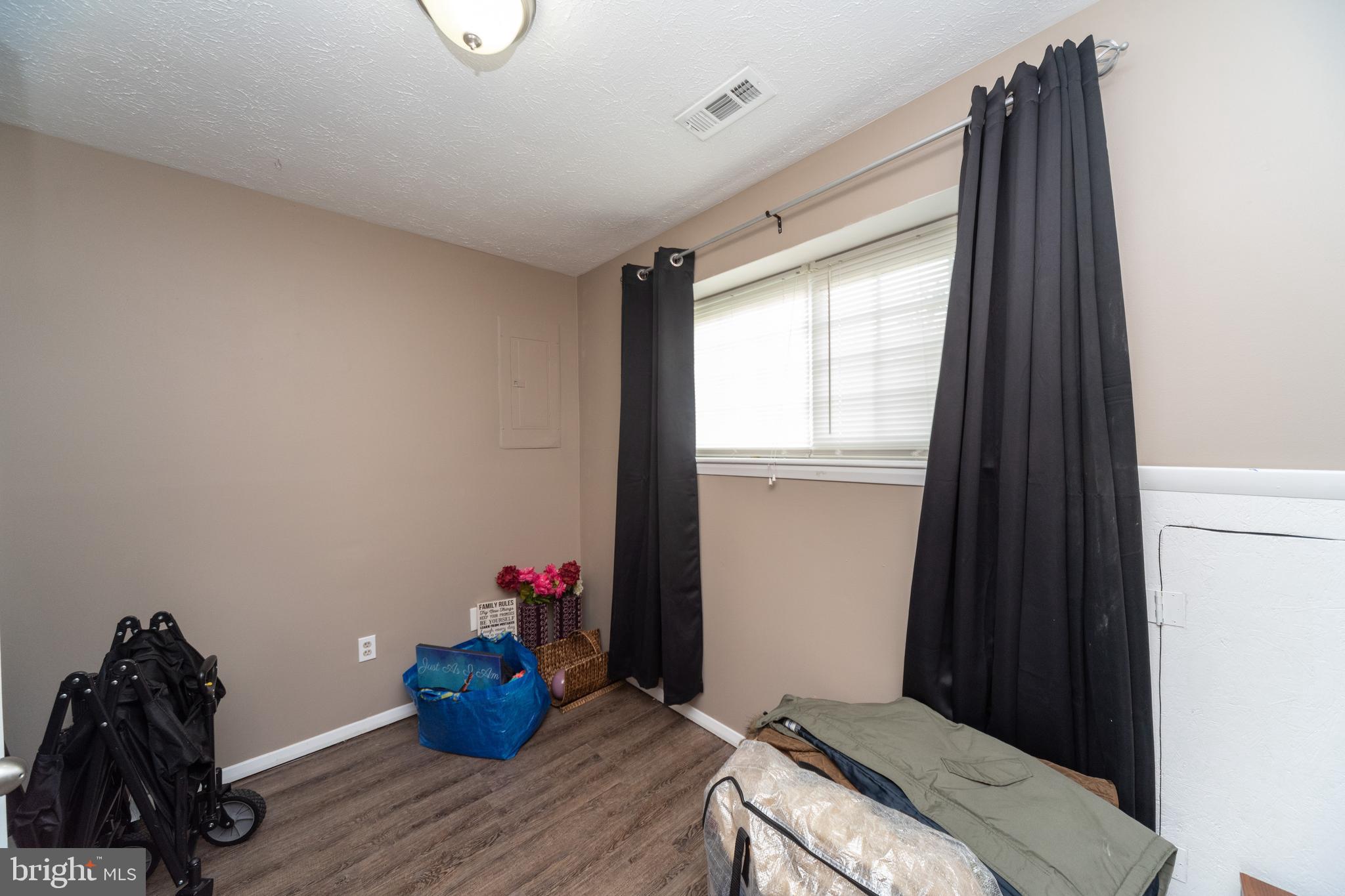 433 Kosoak Road Baltimore, MD 21220 - Photo 13 of 39