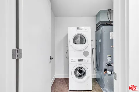 $639,000 | 901 Flower Street, Unit 408, Los Angeles, CA 90015