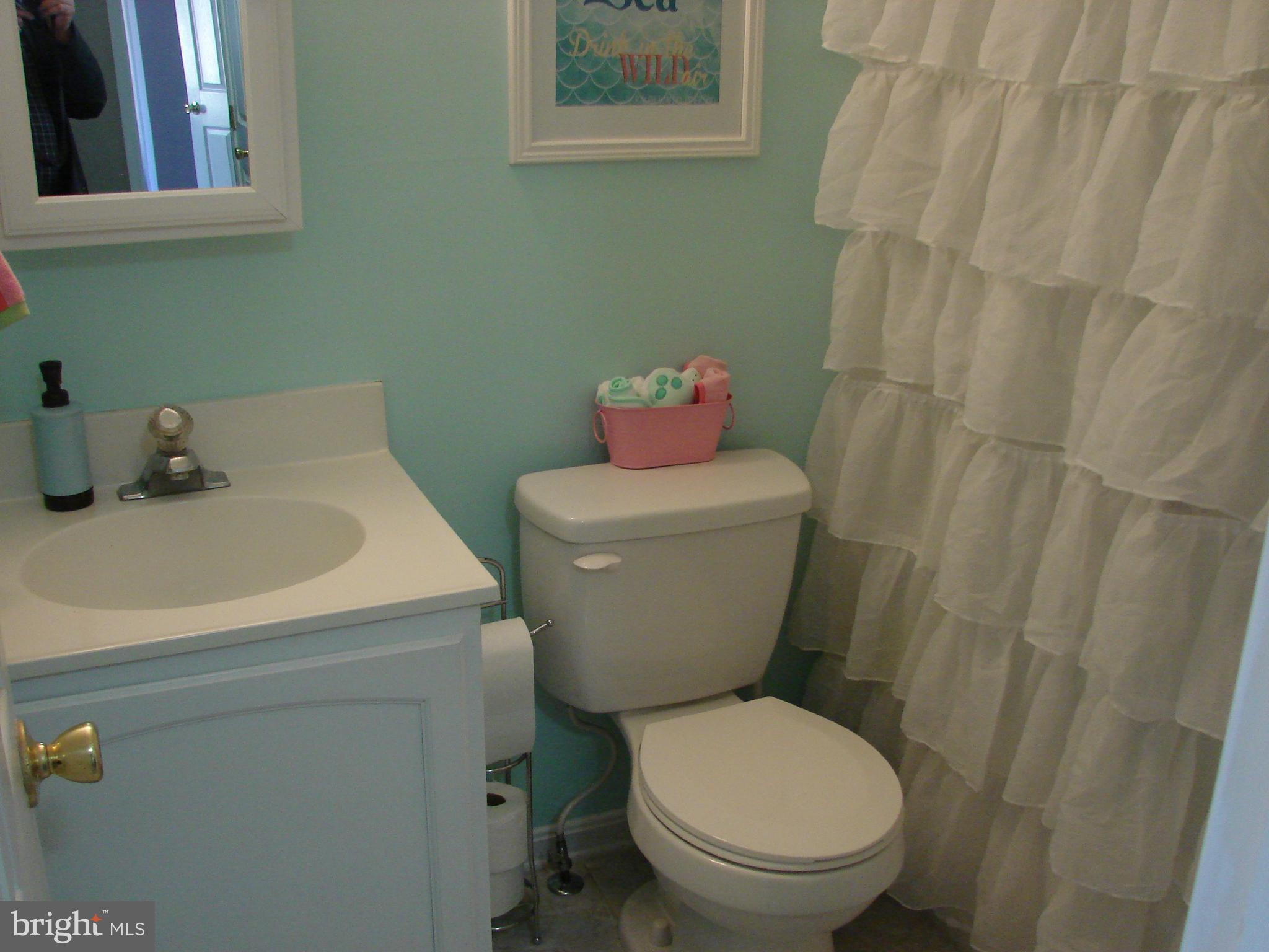 988 Johnswoods Road Lusby, MD 20657 - Photo 20 of 28 Bath
