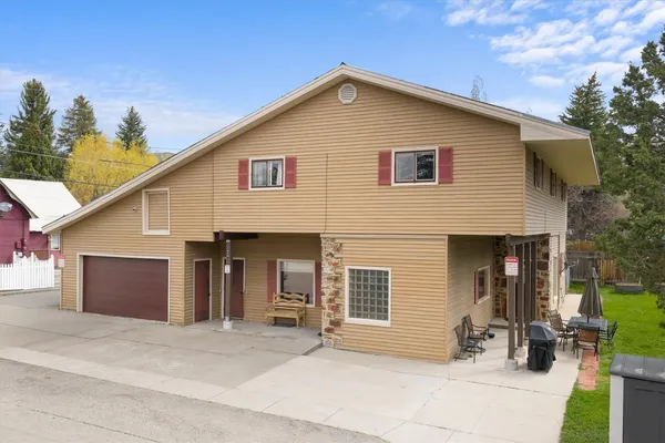 $1,999,000 | 450 Grand Street, Steamboat Springs, CO 80487