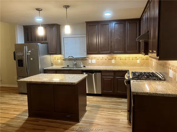 $2,850 | 903 Emerald Dove Avenue, College Station, TX 77845