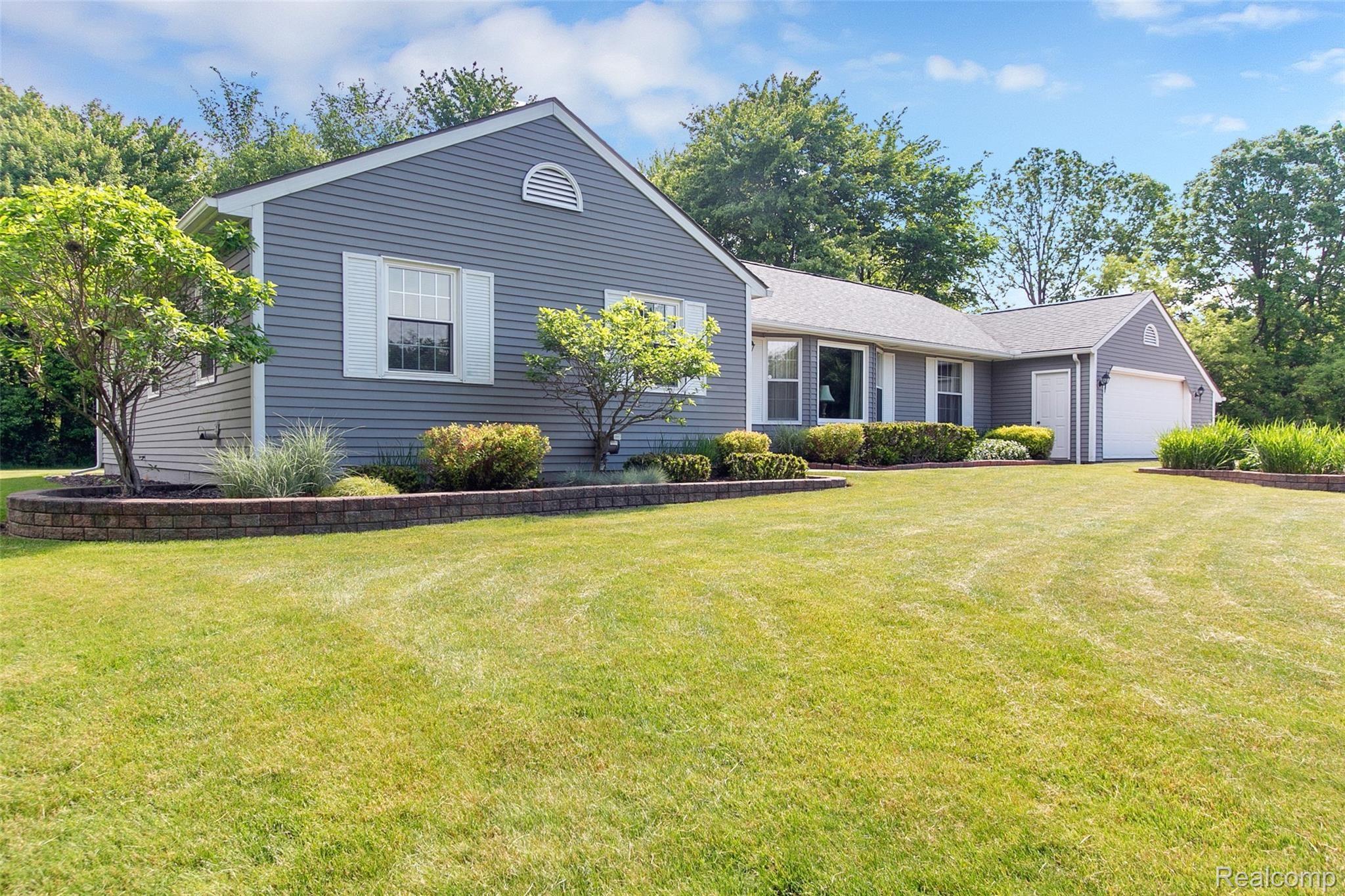 3147 East Highland Road Howell, MI 48855 - Photo 2 of 60 3147_E_Highland - HD Drone Photography-5.jpg