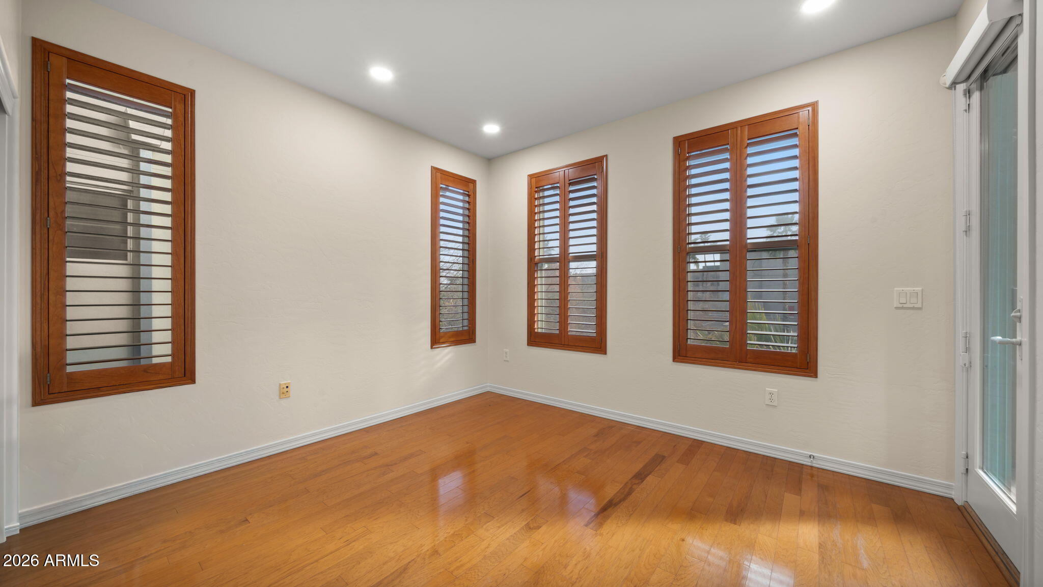 706 East Washington Street, Unit 101 Phoenix, AZ 85034 - Photo 21 of 32 Second Bedroom