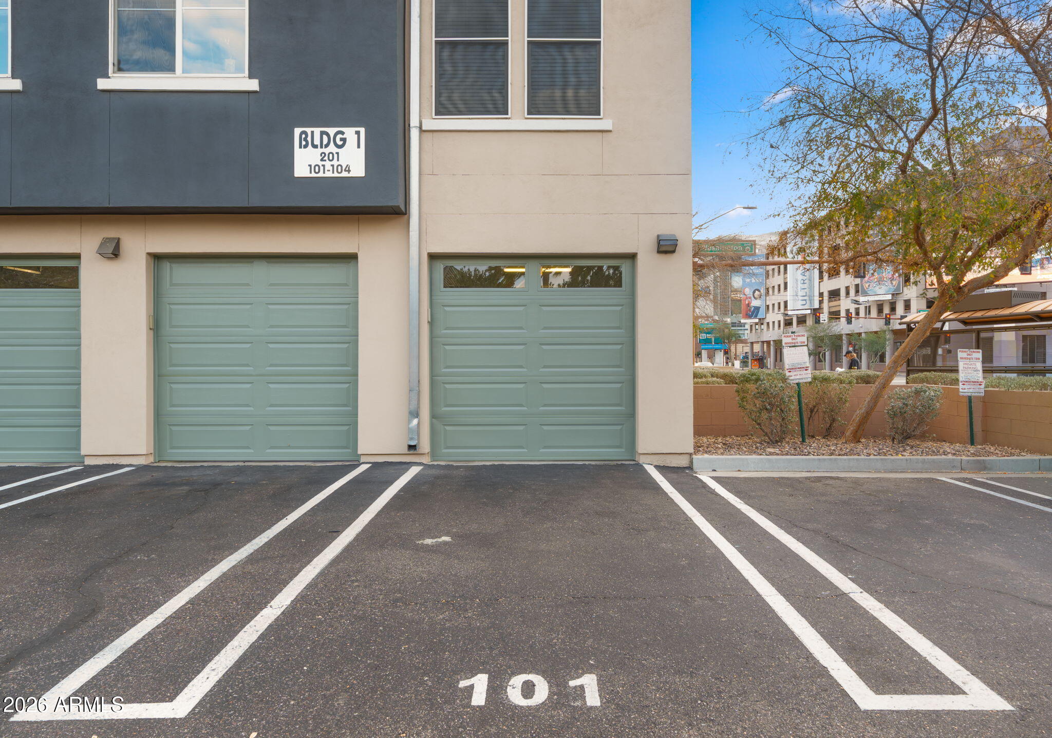 706 East Washington Street, Unit 101 Phoenix, AZ 85034 - Photo 27 of 32 Garage
