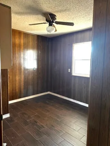 $129,000 | 123 East Mccaulley Avenue, Bronte, TX 76933