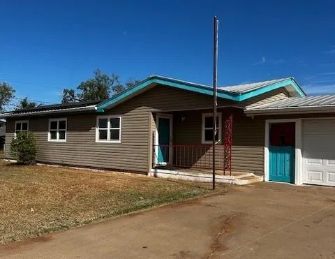 $129,000 | 123 East Mccaulley Avenue, Bronte, TX 76933