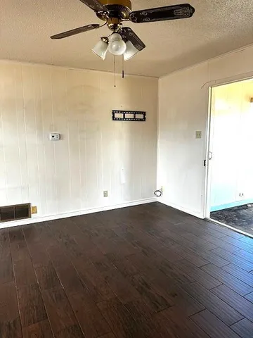 $129,000 | 123 East Mccaulley Avenue, Bronte, TX 76933