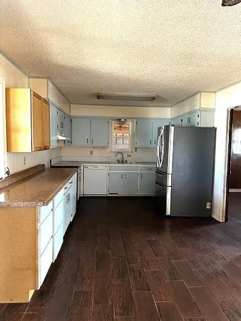 $109,900 | 123 East Mccaulley Avenue, Bronte, TX 76933