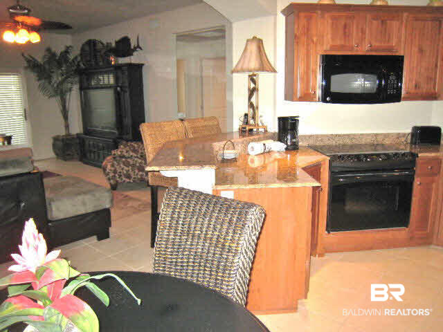 20050 Oak Road East, Unit 210 Gulf Shores, AL 36542 - Photo 7 of 26 Kitchen