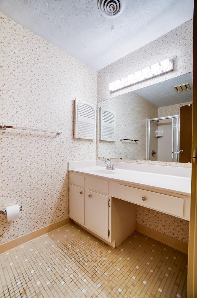 6604 Hearne Road, Unit 59 Cincinnati, OH 45248 - Photo 23 of 28