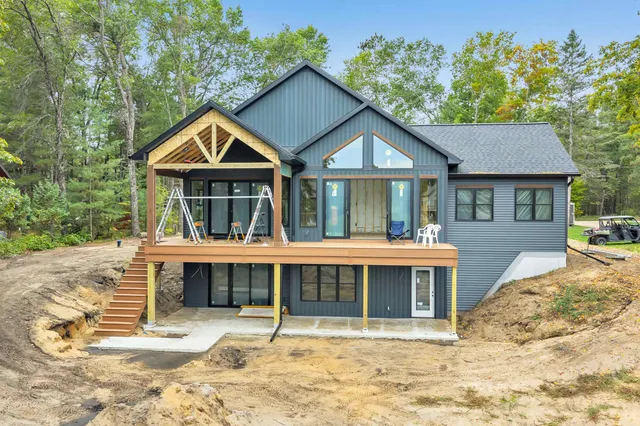 $1,294,900 | N1220 Otter Ponds Lane, Keshena, WI 54135