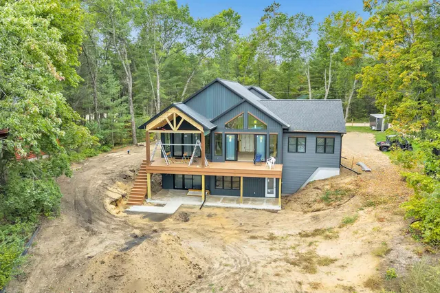 $1,294,900 | N1220 Otter Ponds Lane, Keshena, WI 54135