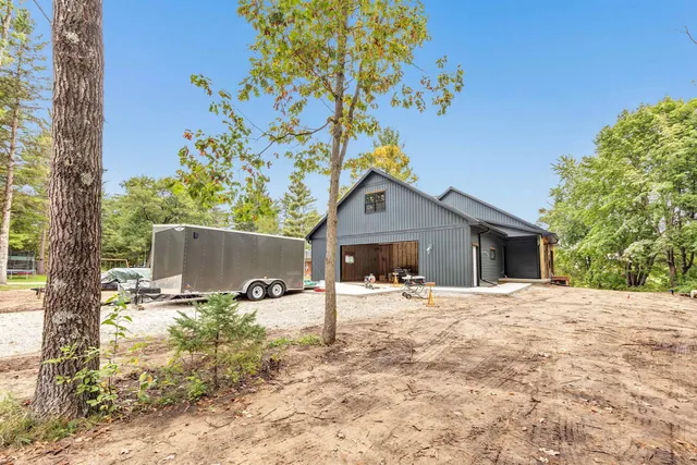 $1,294,900 | N1220 Otter Ponds Lane, Keshena, WI 54135