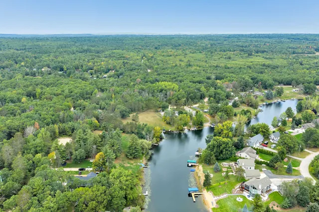 $1,294,900 | N1220 Otter Ponds Lane, Keshena, WI 54135