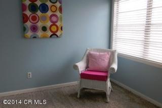 949 Afton Road Columbus, OH 43221 - Photo 15 of 21 Bedroom #3