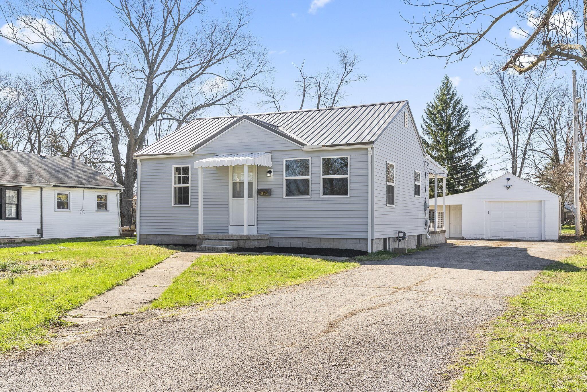 1885 Case Road Columbus, OH 43224 - Photo 3 of 63