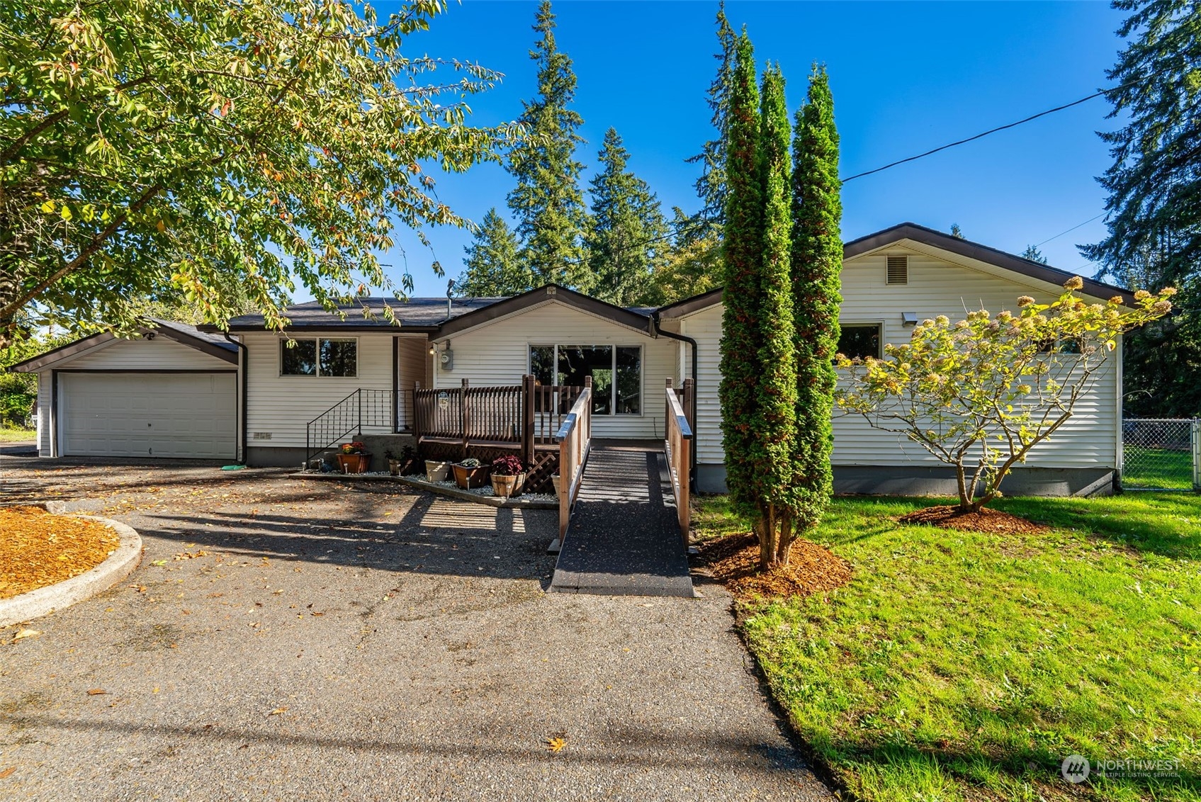 5112 Erlands Point Road Northwest Bremerton, WA 98312 - Photo 12 of 37 Gallery Image 12