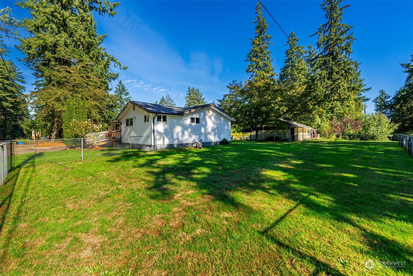 5112 Erlands Point Road Northwest Bremerton, WA 98312 - Photo 9 of 37 Gallery Image 9
