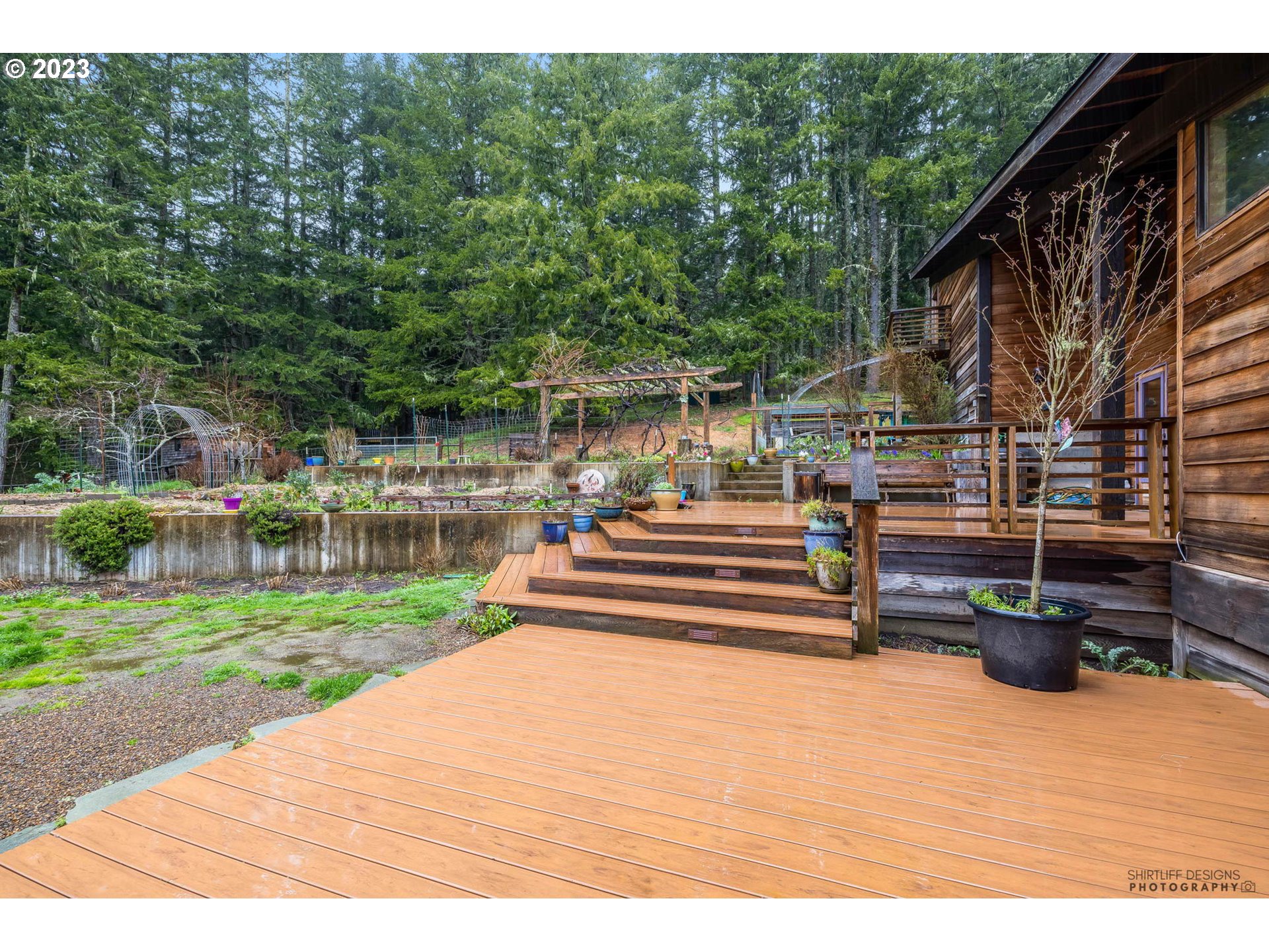 27313 Briggs Hill Road Eugene, OR 97405 - Photo 40 of 48 a view of outdoor space and yard