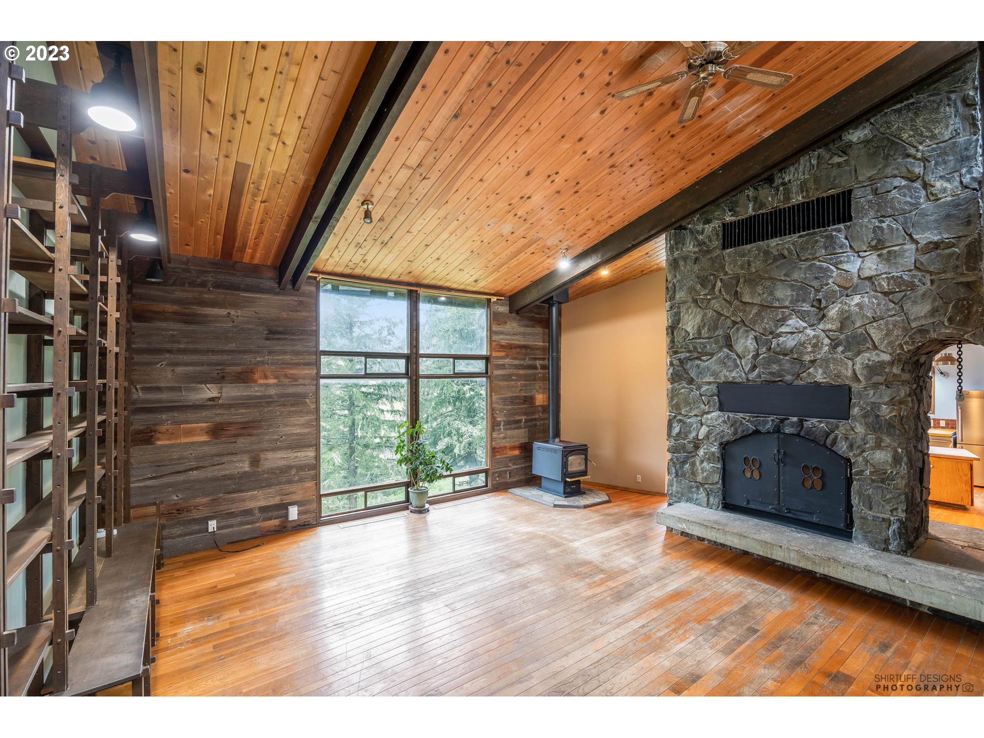 27313 Briggs Hill Road Eugene, OR 97405 - Photo 5 of 48 a view of empty room with wooden floor