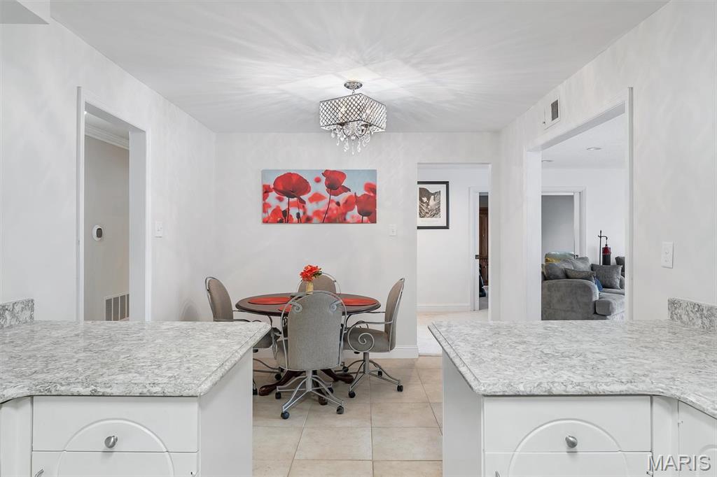 1511 Hampton Hall Drive, Unit 19 & 20 Chesterfield, MO 63017 - Photo 16 of 49