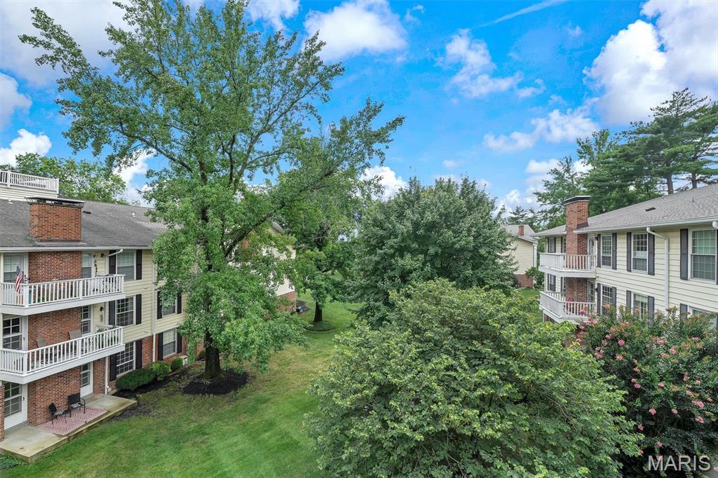 1511 Hampton Hall Drive, Unit 19 & 20 Chesterfield, MO 63017 - Photo 25 of 49