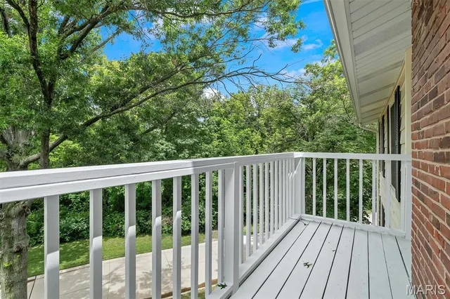 $300,000 | 1511 Hampton Hall Drive, Unit 19 & 20, Chesterfield, MO 63017