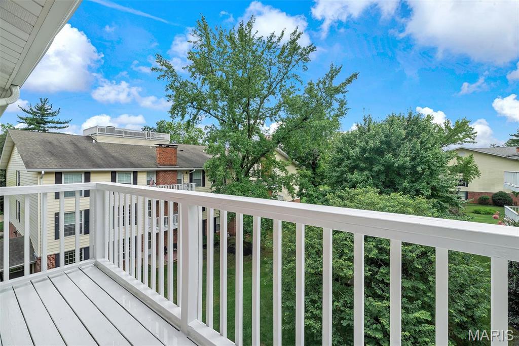 1511 Hampton Hall Drive, Unit 19 & 20 Chesterfield, MO 63017 - Photo 33 of 49