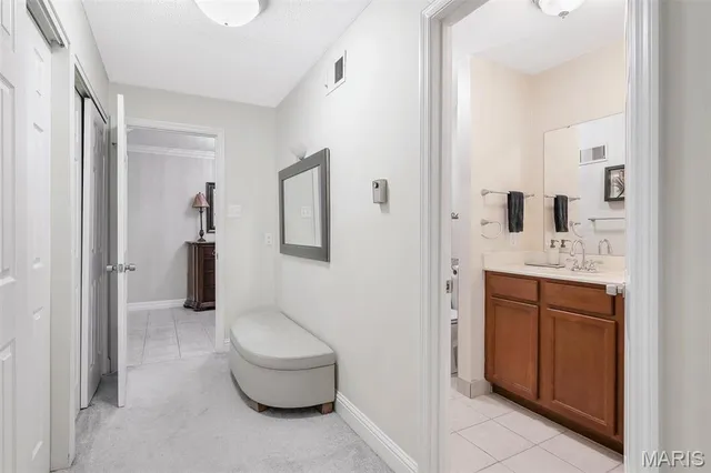 $300,000 | 1511 Hampton Hall Drive, Unit 19 & 20, Chesterfield, MO 63017