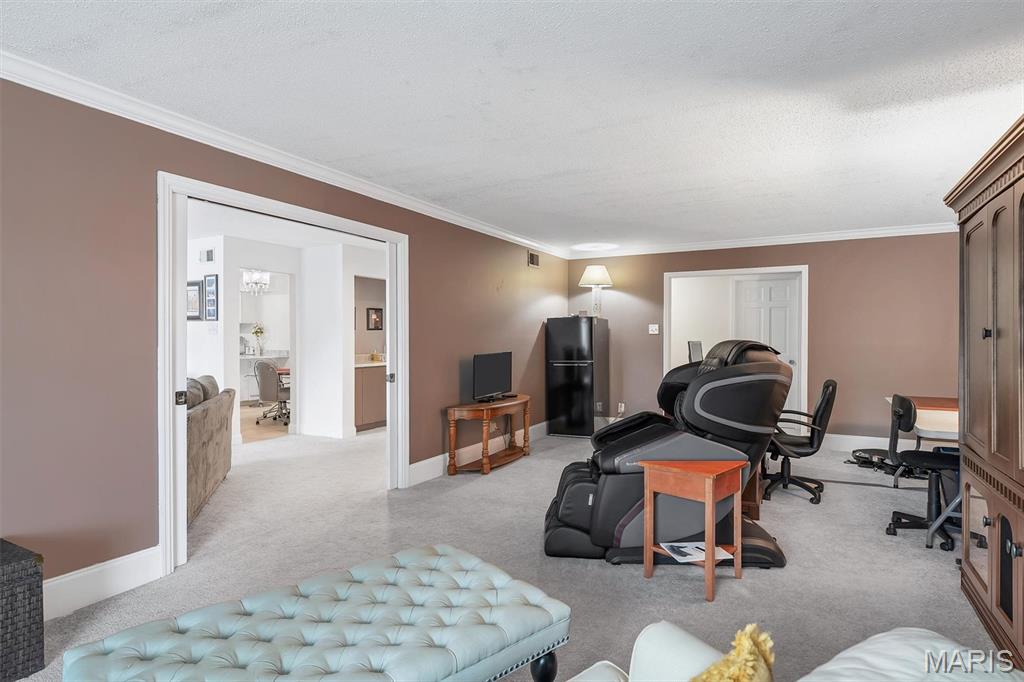 1511 Hampton Hall Drive, Unit 19 & 20 Chesterfield, MO 63017 - Photo 37 of 49